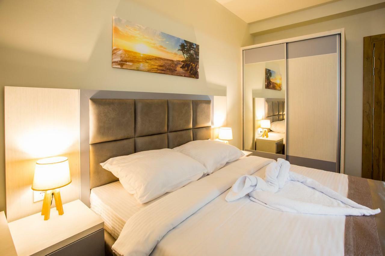 Hotel Olimpija Plus Herceg Novi Esterno foto